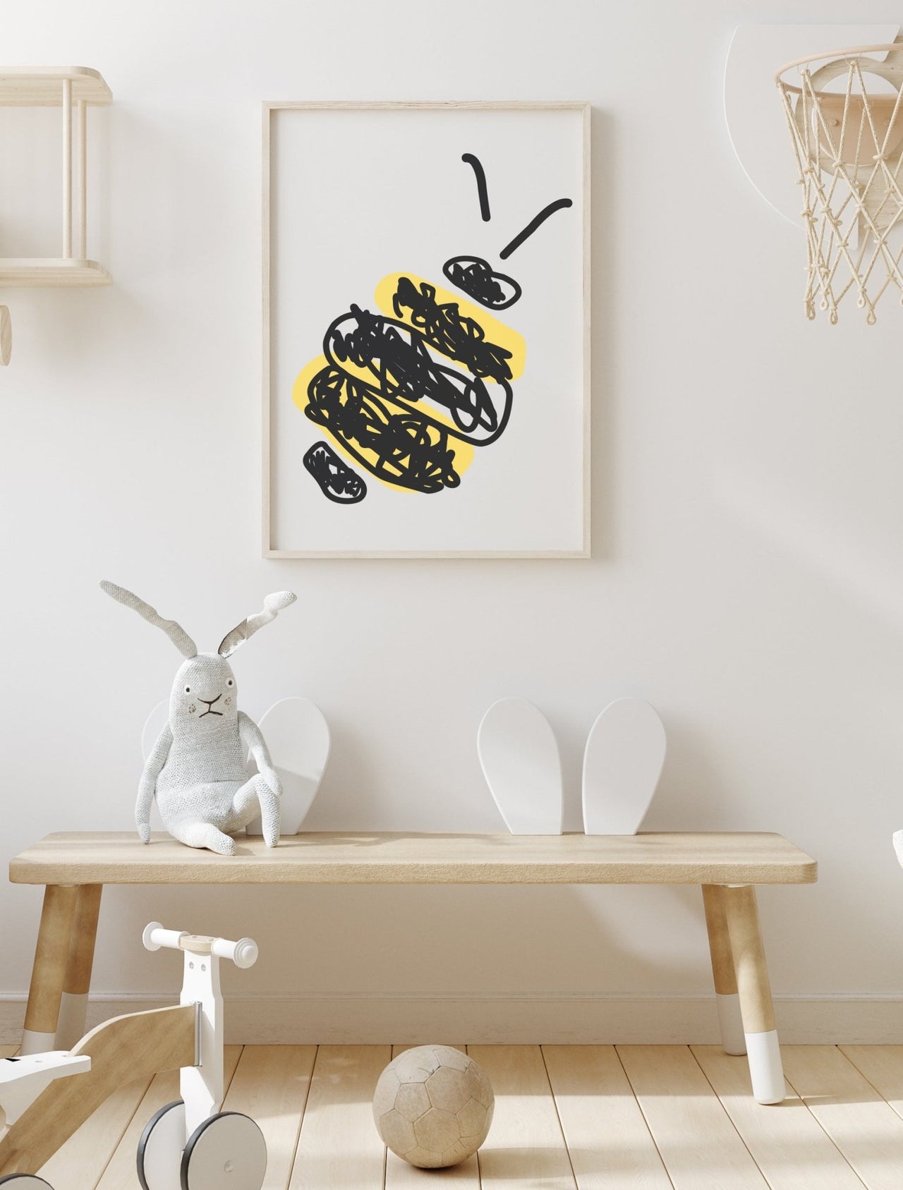 BUMBLE BEE GRAPHIC ART PRINT FOR CHILDREN WITH A PLAIN BACKGROUND